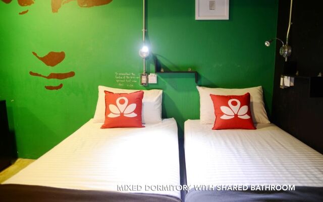 ZEN Hostel Silom 14