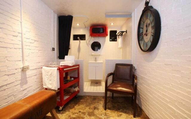 Zhengxing Yenping Apartment