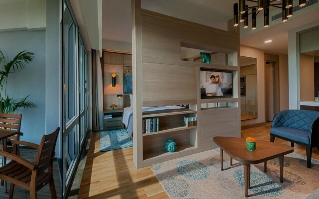 Luxurious Studio With Shared Pool in Maslak