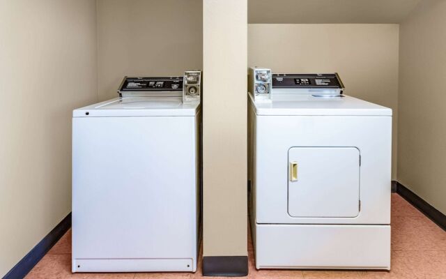 Americinn Blue Earth