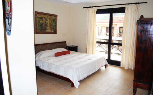 5th Flr Ocean View Penthouse with 2 Level Balcony