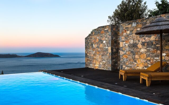 Villa Elounda Black