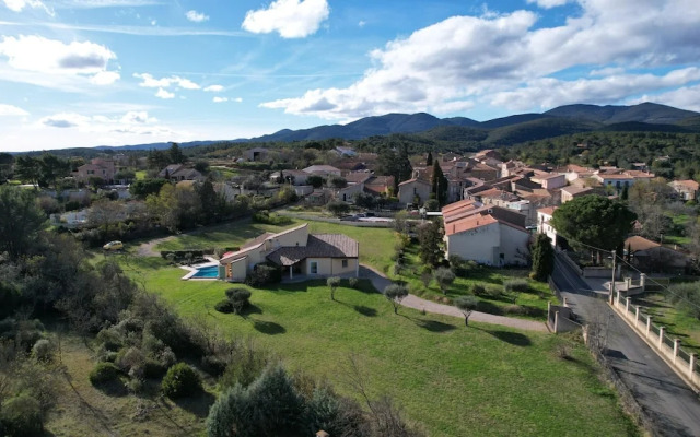 Villa in France With Private Pool & Garden