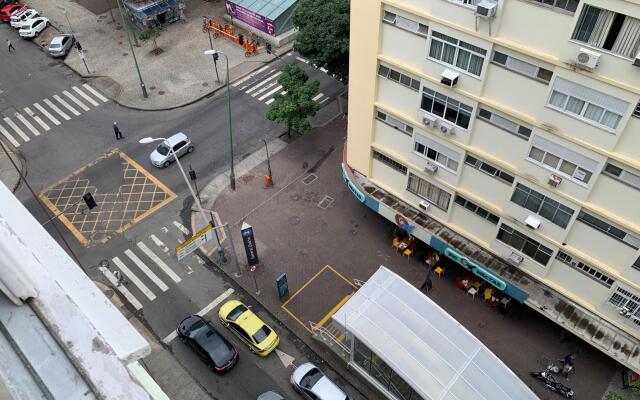 6 Minutes From Ipanema Beach and Close to the Underground J801