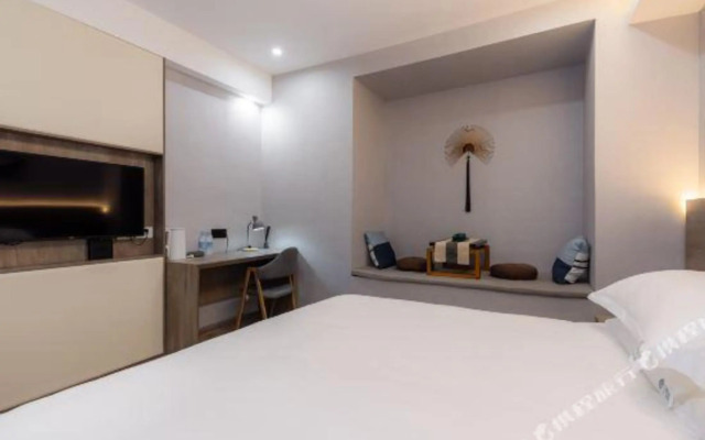 Wanfeng Hotel