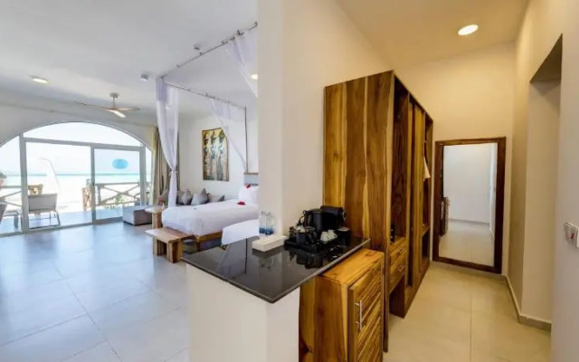 Royal Mandarin Hotel & Resort