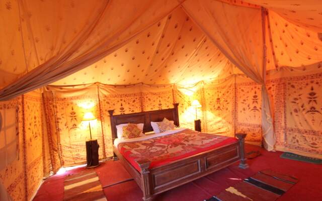Sheesh Mahal Desert Camp