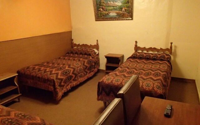 Hostel Caceres