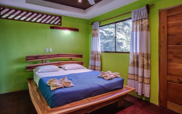Costa Dulce Ecolodge and Retreat Center