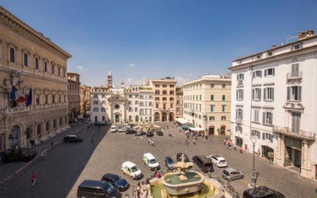 Piazza Farnese Exclusive View En Suite