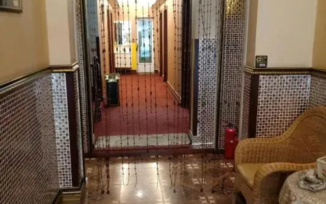 Baoxing Jiayuan Hotel