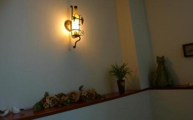 World Art Homestay