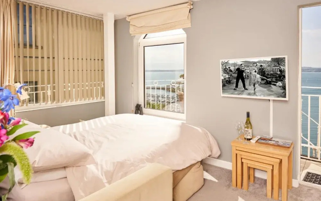 Bayfort Sea Studio in Torquay