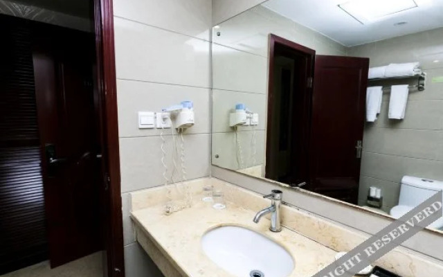 New Orient Hot Spring Hotel