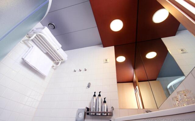 Comfort Hotel Xpress Helsinki Airport Terminal