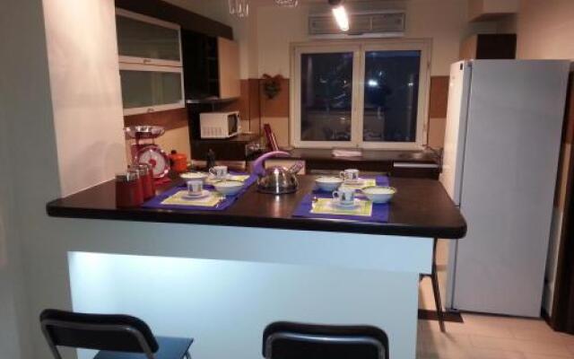 Apartment 3 Rooms elegant