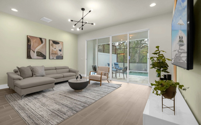 Upstay - Townhouse With Private Pool and Foosball