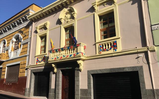 Hotel La Basílica Quito