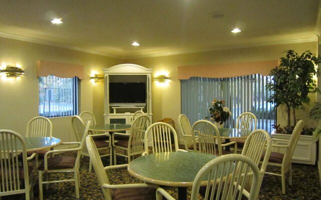 Fairview Inn and Suites