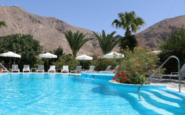 Spiros & Hiroko Hotel - Adults Only