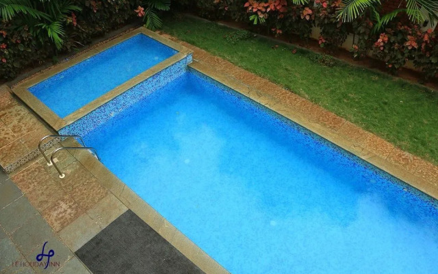 Le Holiday Inn