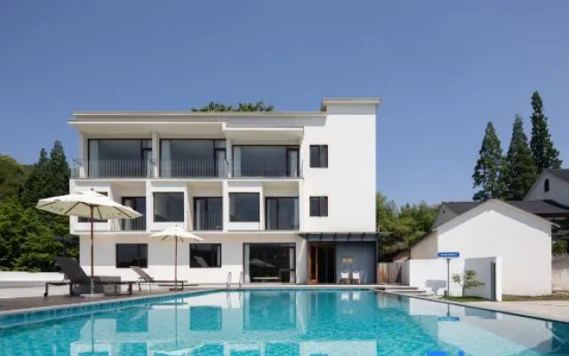 Moganshan Yinshi Design Light Luxury Beauty Hotel