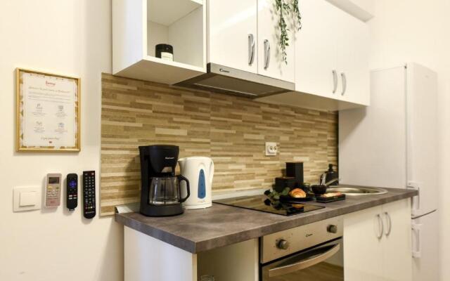 PASTEL HUES - Homey Central Apartment near Armeneasca