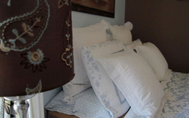Gite Maamm Bolduc Bed & Breakfast Montreal