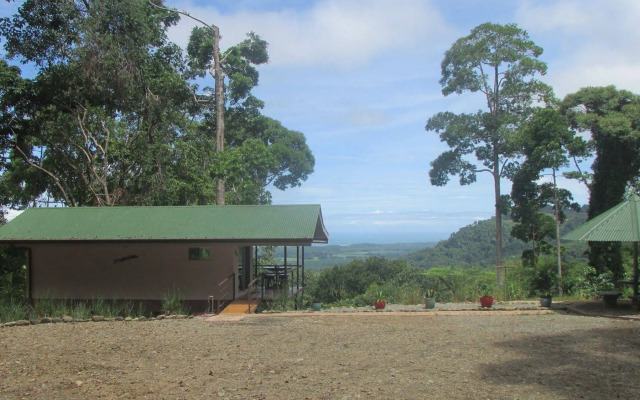 Portasol Rainforest and Ocean View Living