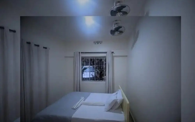 jacaranda homestay