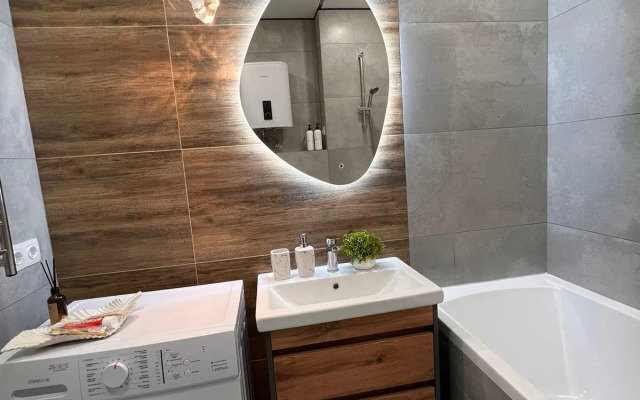 Апартаменты на проспекте Героев Отечества 8