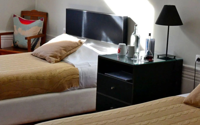 Porta Azul Guest House