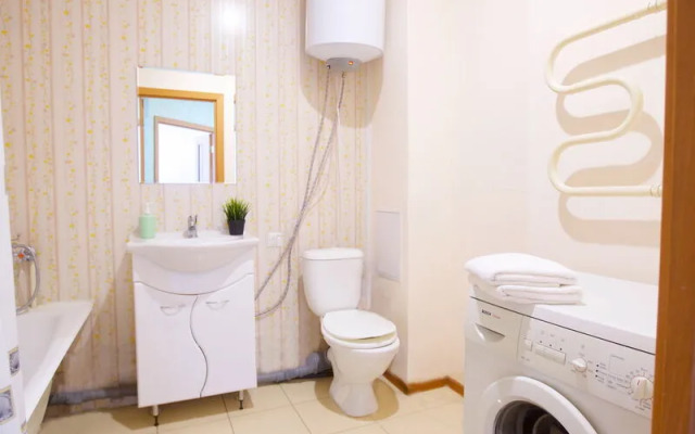 Апартаменты Бродвей на ул. 78-й Добровольческой Бригады, д. 28