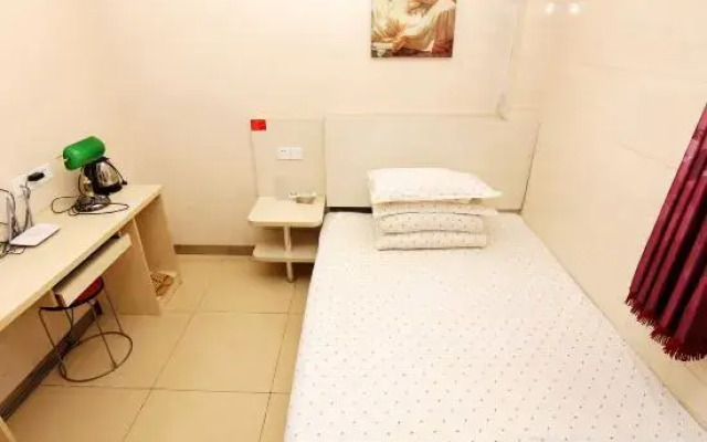 Nanjing Aoyue Business Hotel Taishan New Village Branch