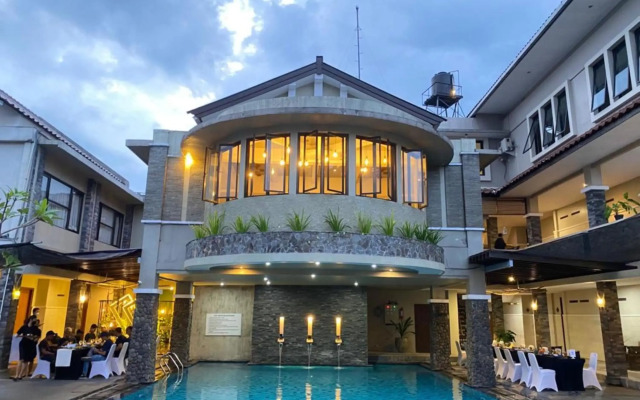 Hotel Sriti