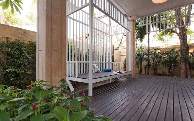 Jomtien Waree 9 with 6 bedrooms