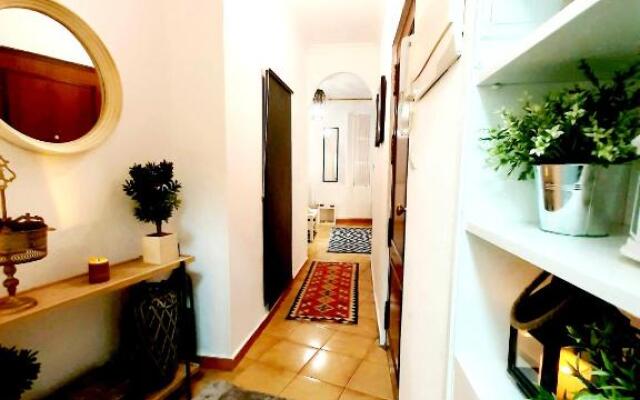Sevilla Centro Catedral Bohemian & Suites Arenal - Parking