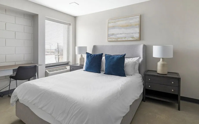 Landing Apartments at Five Points South