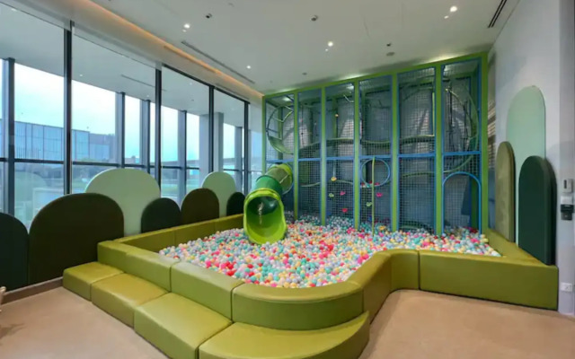 The MarQ Luxury Apartment Distrist 1