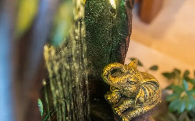 Yidu International Hot Spring Hotel