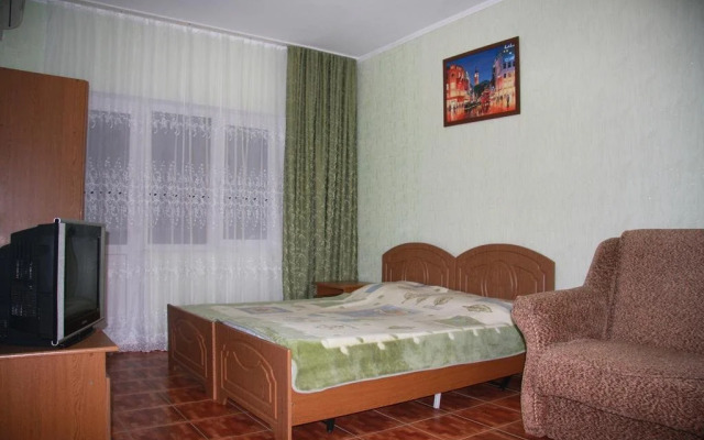 Azat Guest House