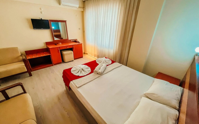 Hotel First Class
