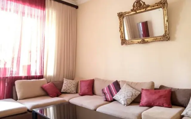 Tumanyan apt&Tours