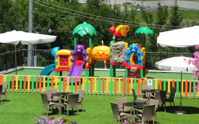Hotel Sporting Ravelli