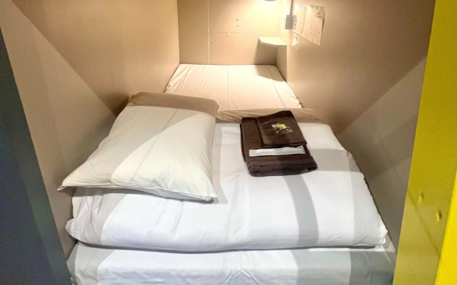 Shinjuku Nikka Hotel - Hostel