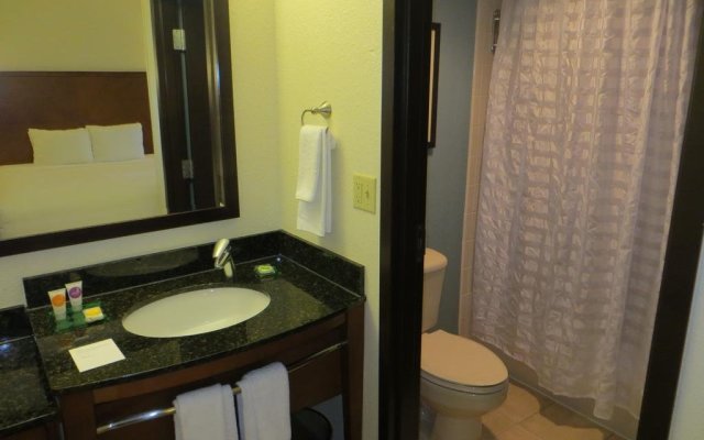 Hyatt Place Indianapolis Airport