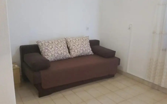 Dari - 70m From Sea - A2