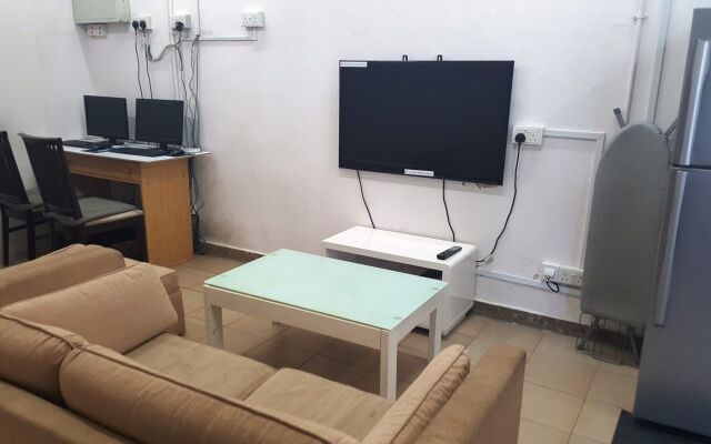 Meadows Hostel