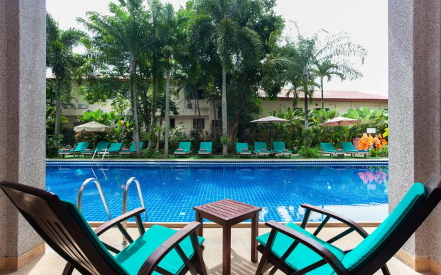 Thanthip Beach Resort