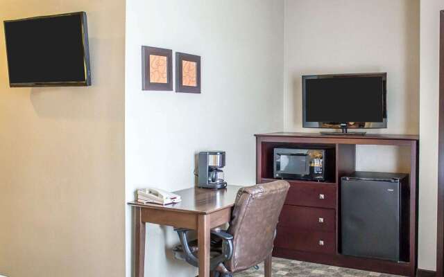 Comfort Suites Perrysburg - Toledo South